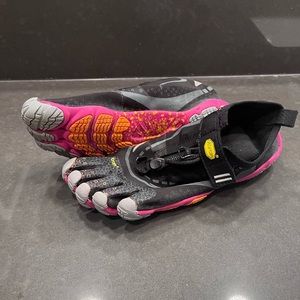Womens Fivefinger Bikila EVO Black Pink Waterproof size: 39 / 8.5
